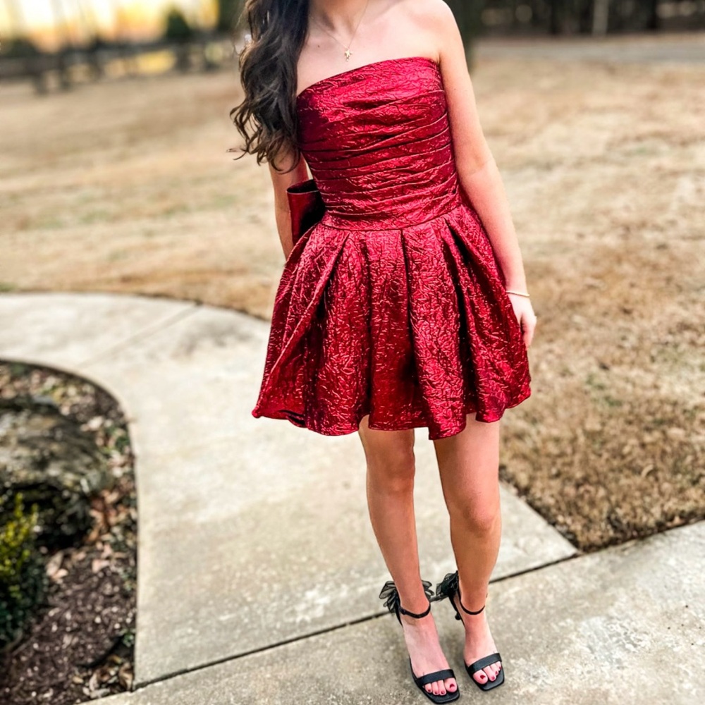 Sherri Hill Formal Dress - Picture 7 of 10
